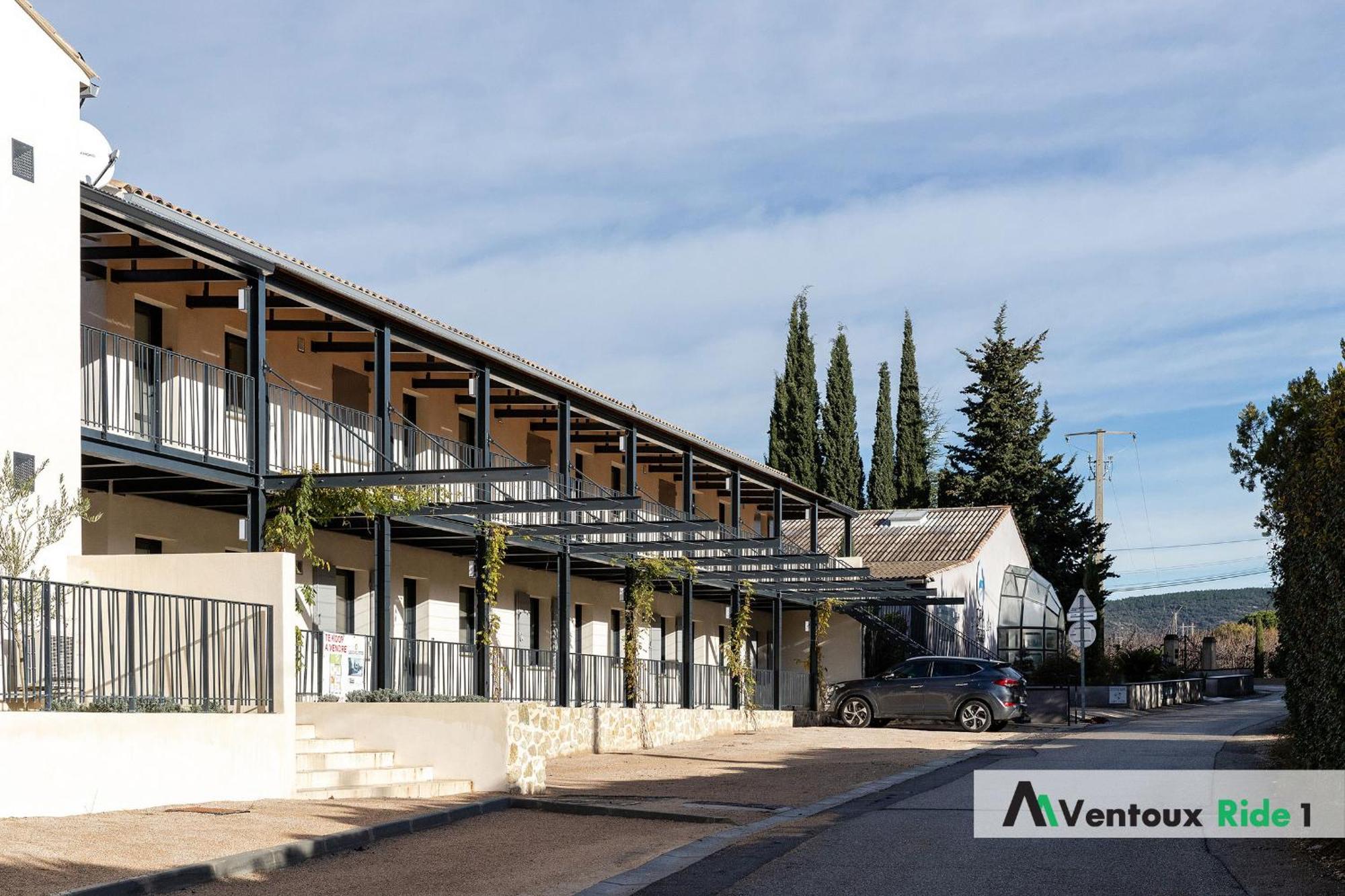 Ventoux Ride Apartment Malaucène Стая снимка