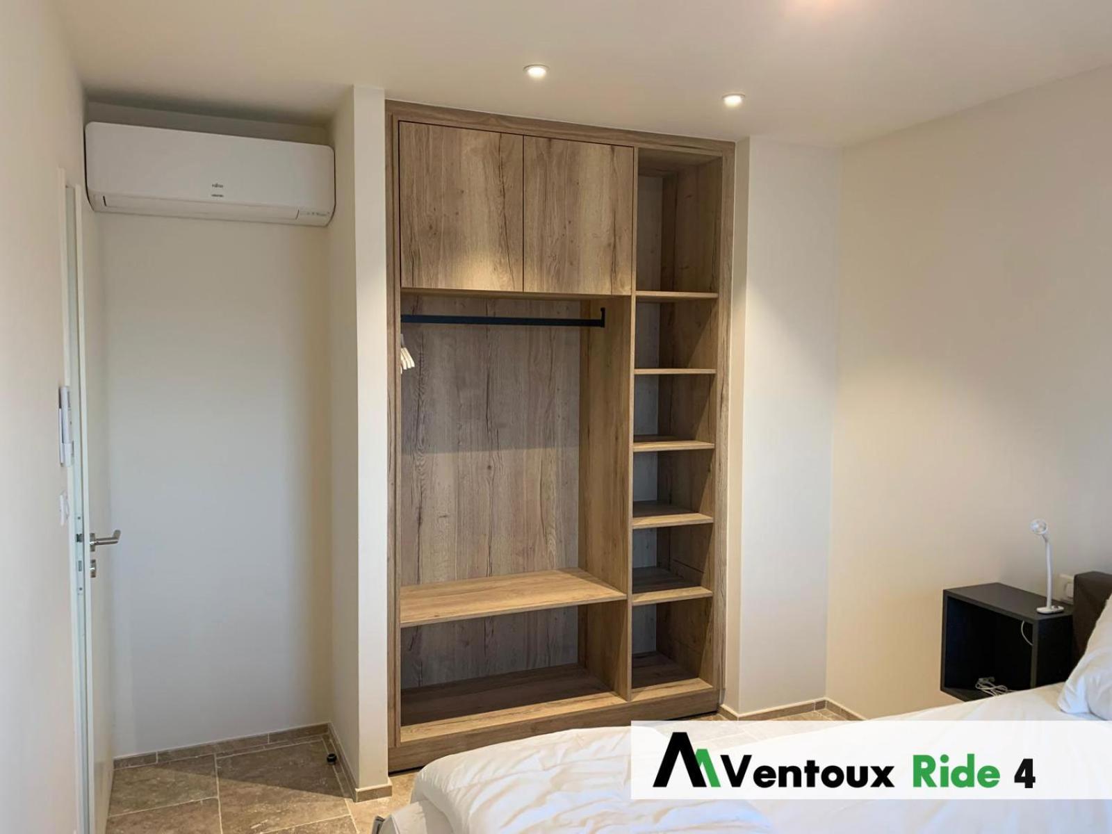 Ventoux Ride Apartment Malaucène Стая снимка